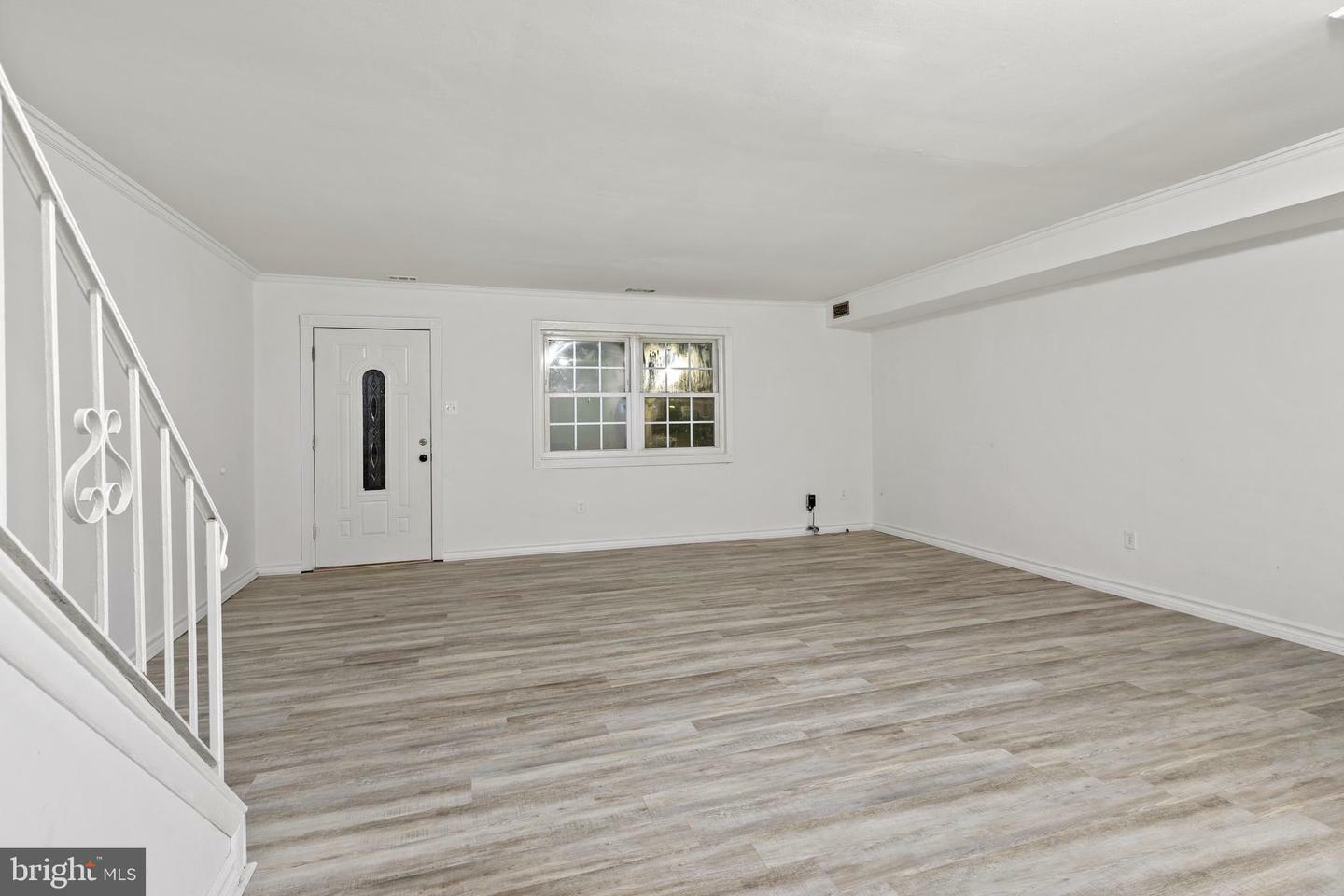 Property Photo: 1371 Argyle Way PA 19020
