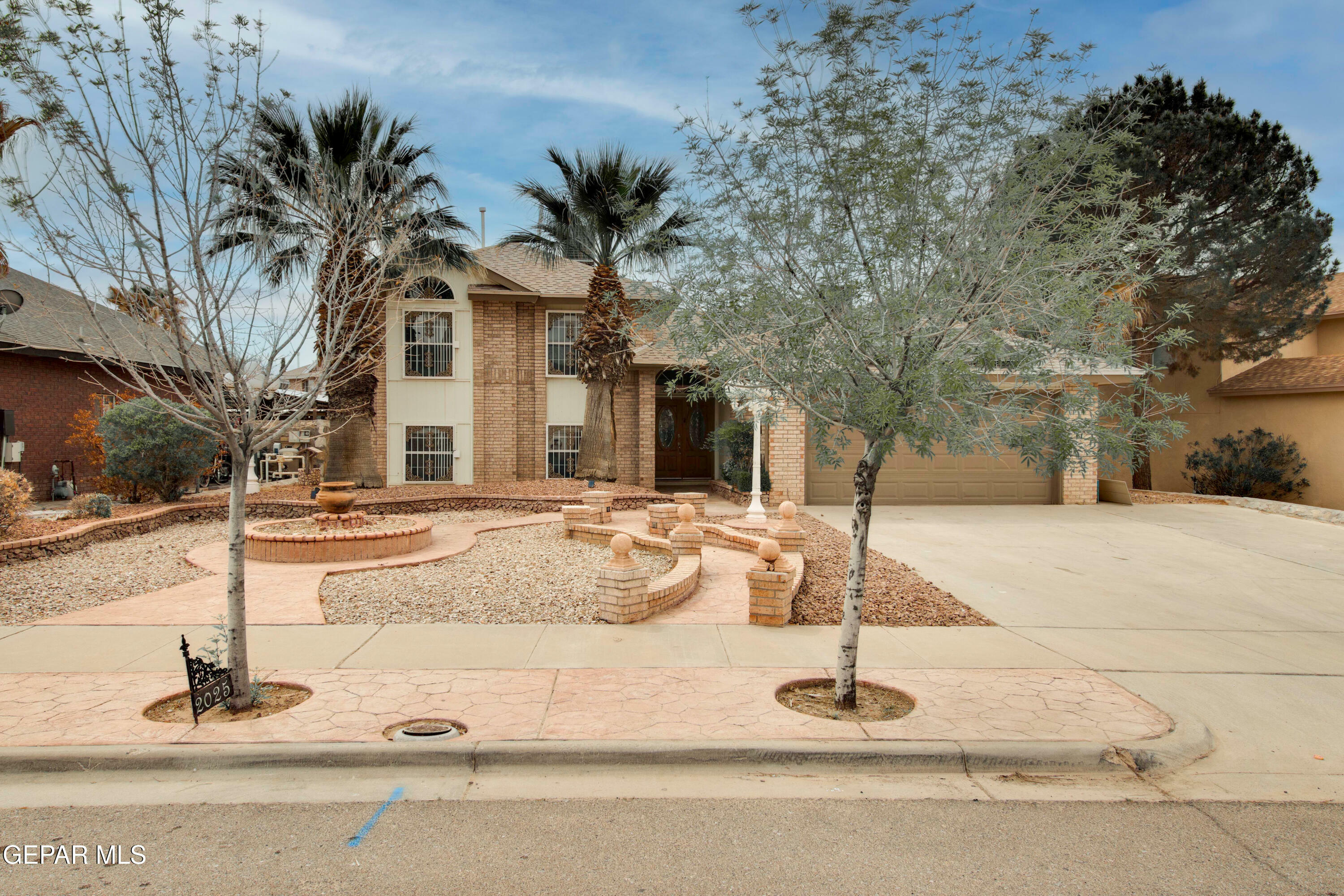 Property Photo: 2025 Desert Sun Drive TX 79938