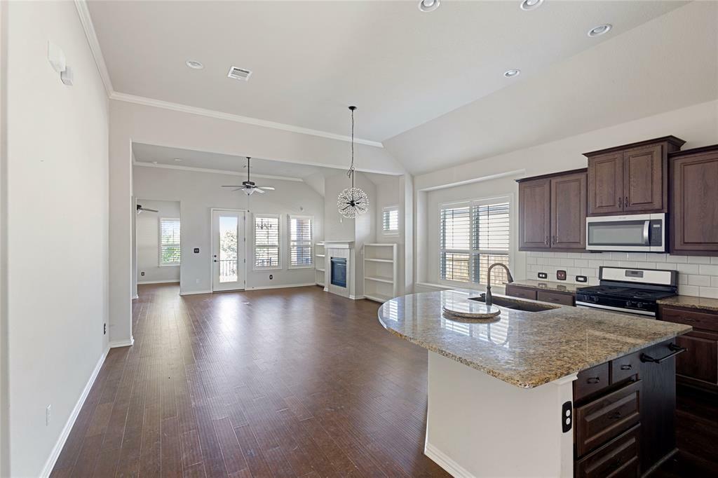 Property Photo: 112 Tulip Garden Trail TX 78666