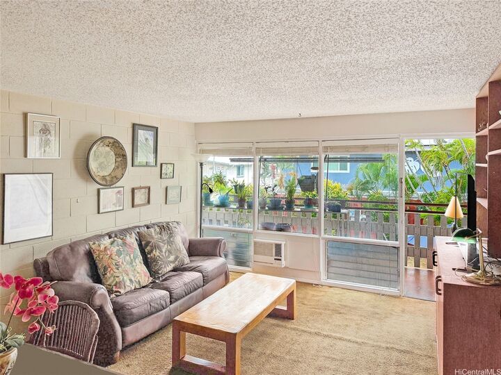1427 Alexander Street 202  Honolulu HI 96822 photo