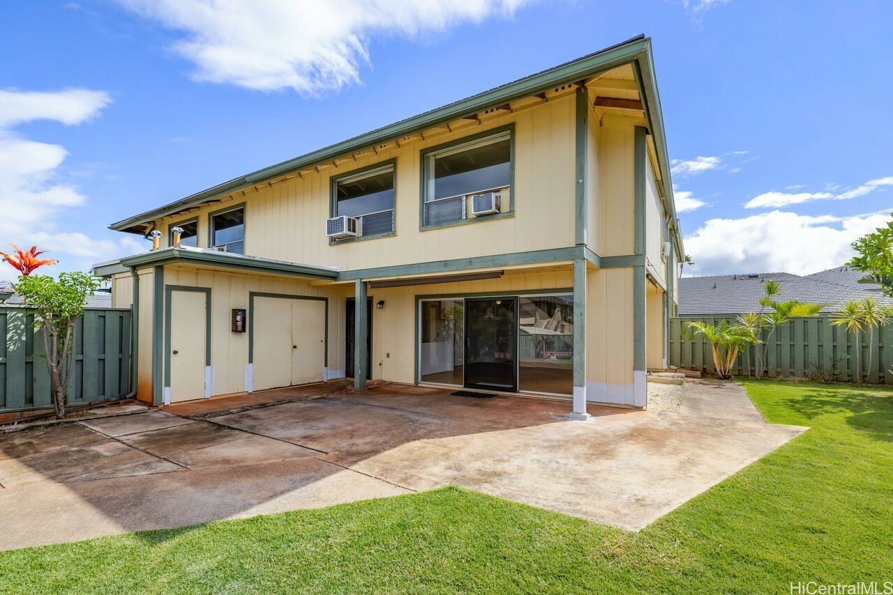Property Photo: 94-1199 Meleinoa Place 21C HI 96797
