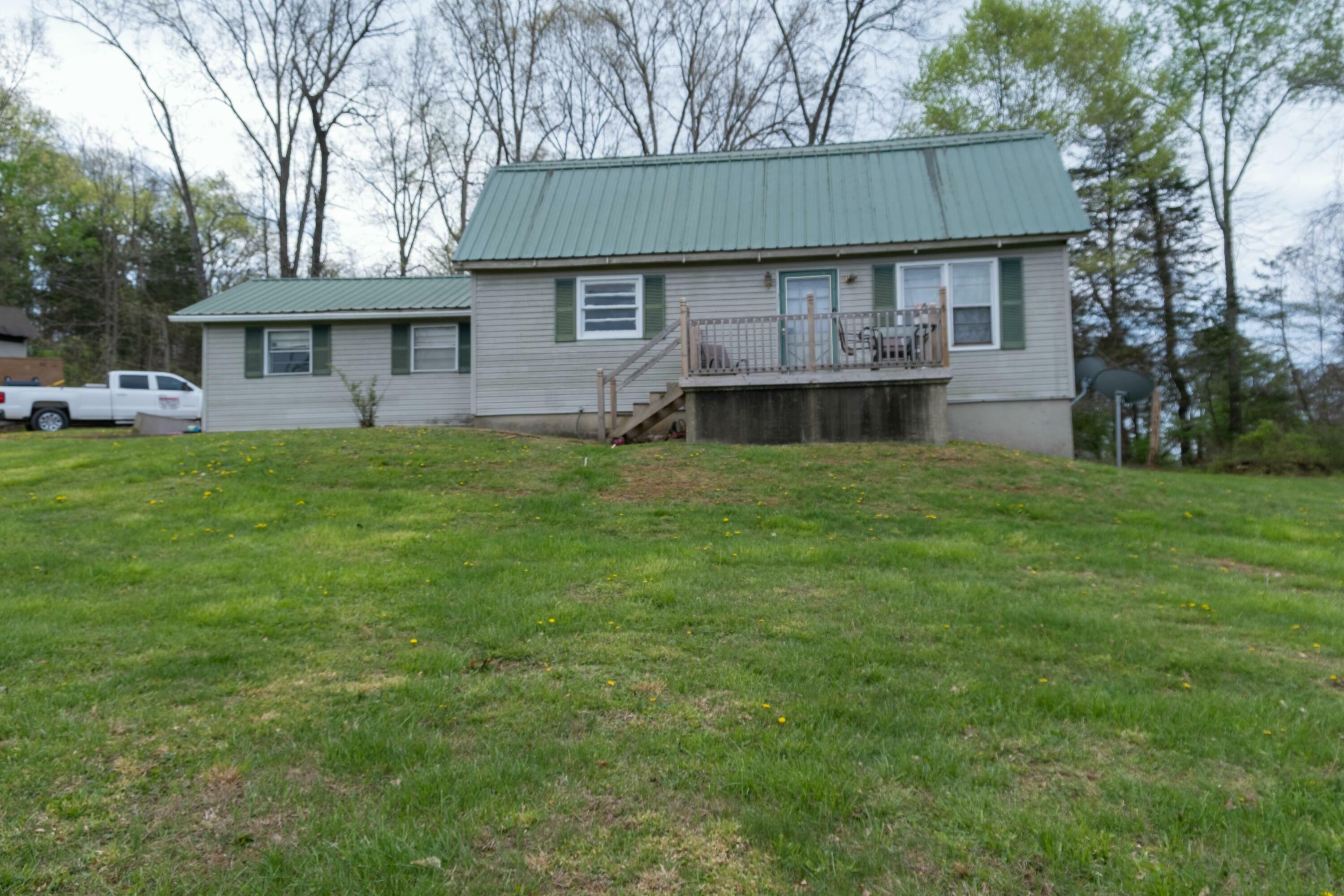 Property Photo: 135 Ehringer Road KY 42501