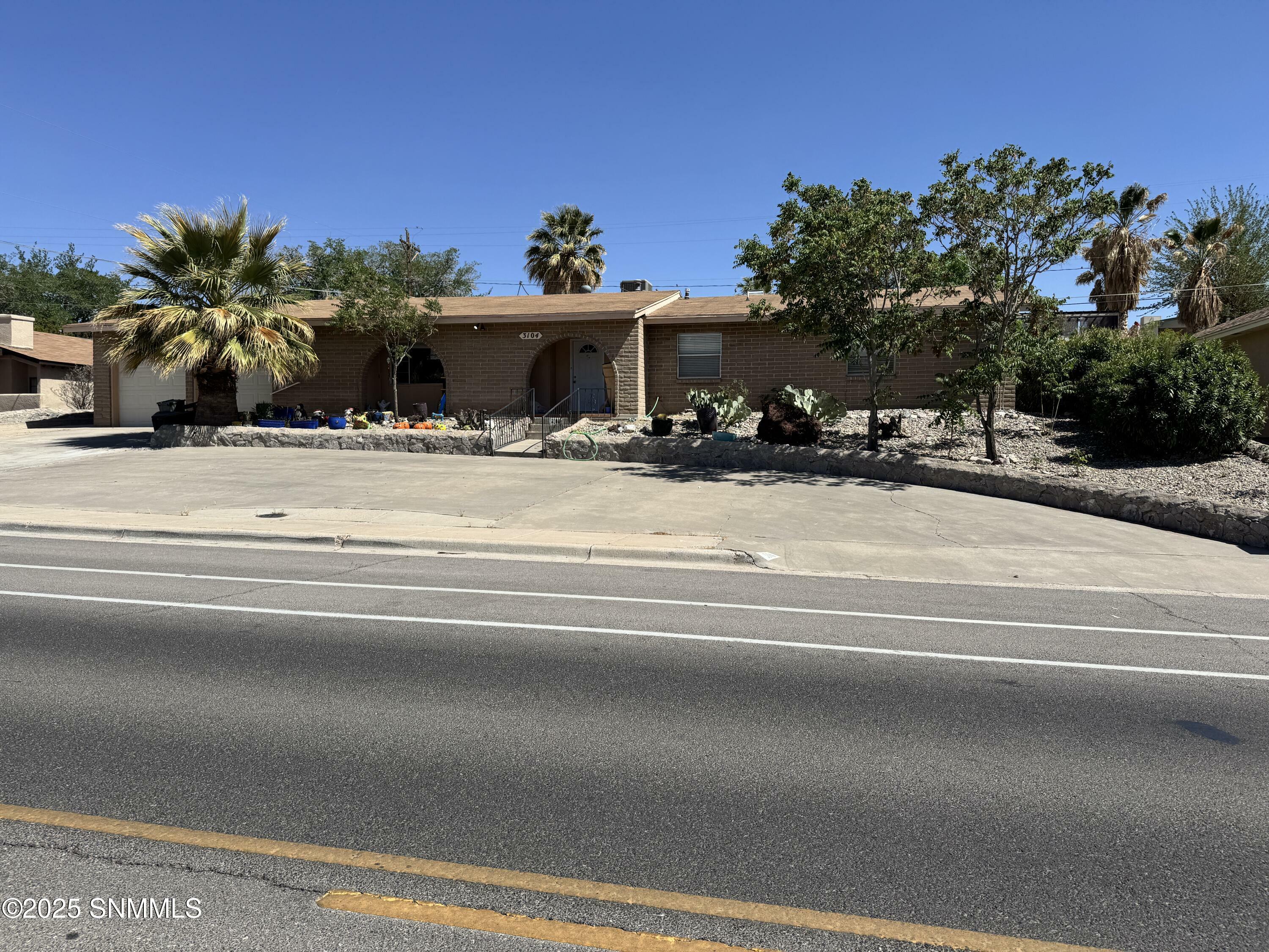 Property Photo: 3104 Missouri Avenue NM 88011