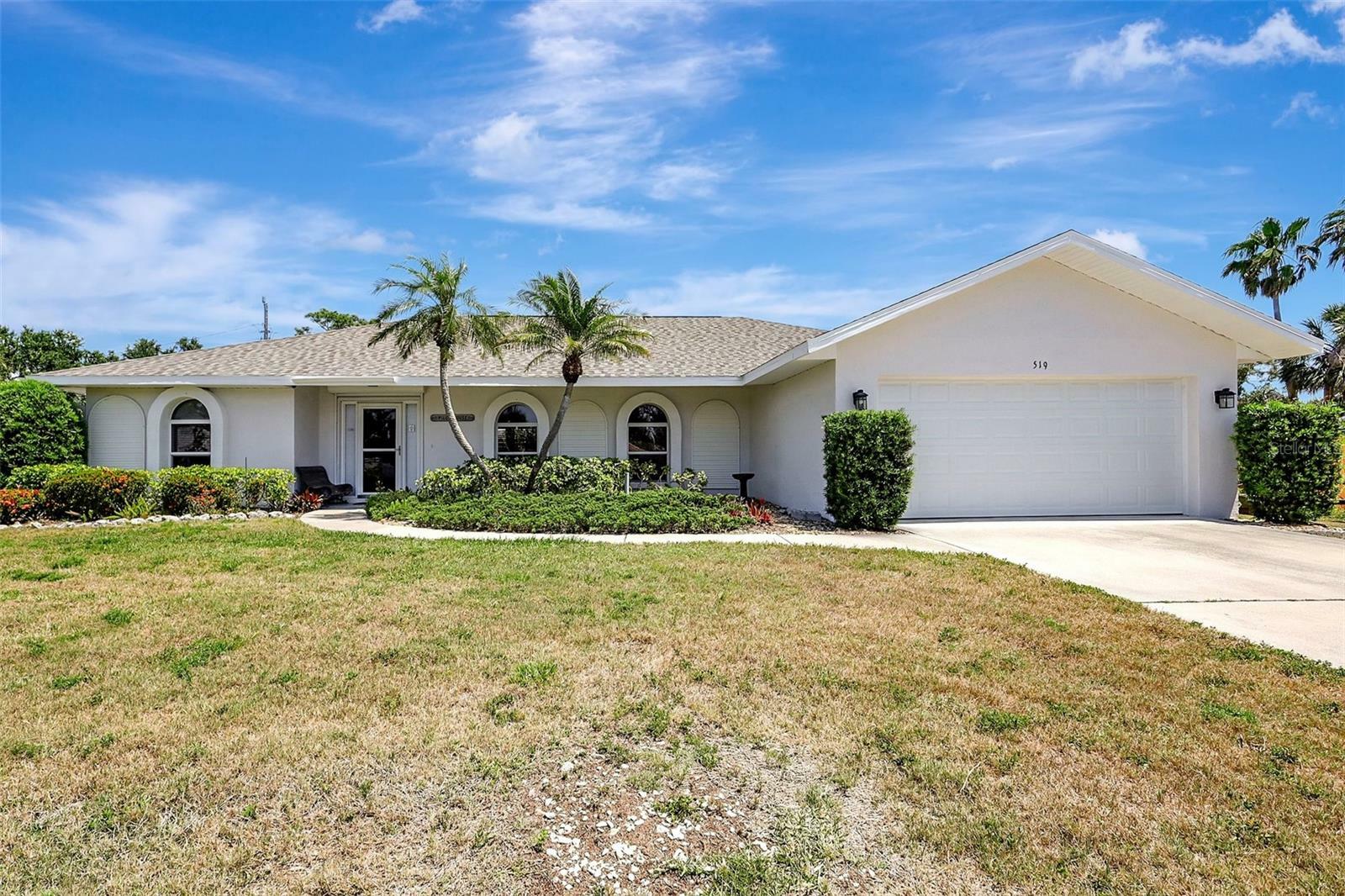 Property Photo: 519 Bayview Avenue FL 34229