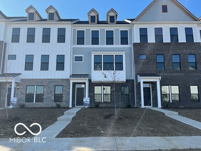 10953 Belgian Lane  Zionsville IN 46077 photo