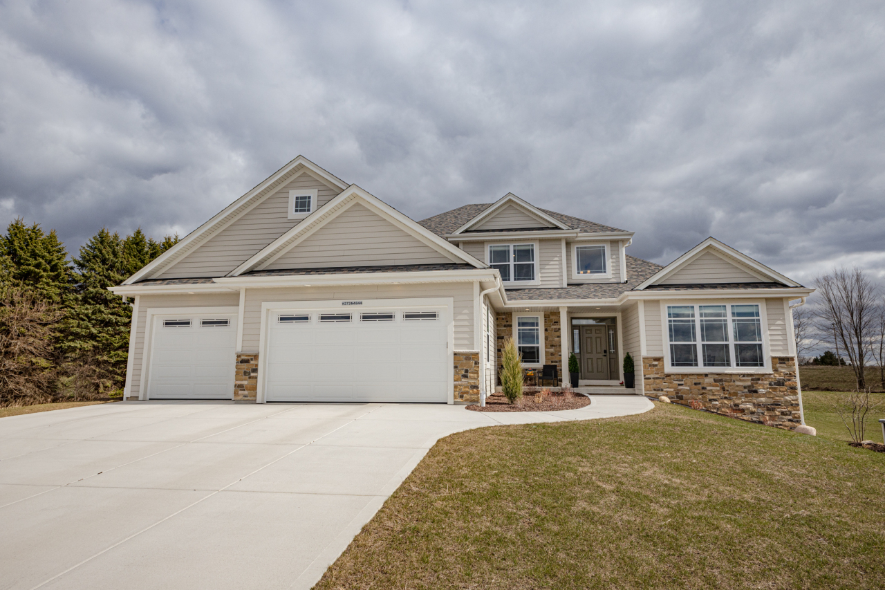 Property Photo: W272n4844 Golden Pheasant Way WI 53072