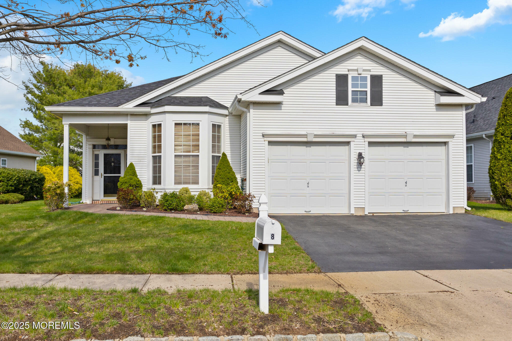 Property Photo: 8 Plantation Way NJ 08501