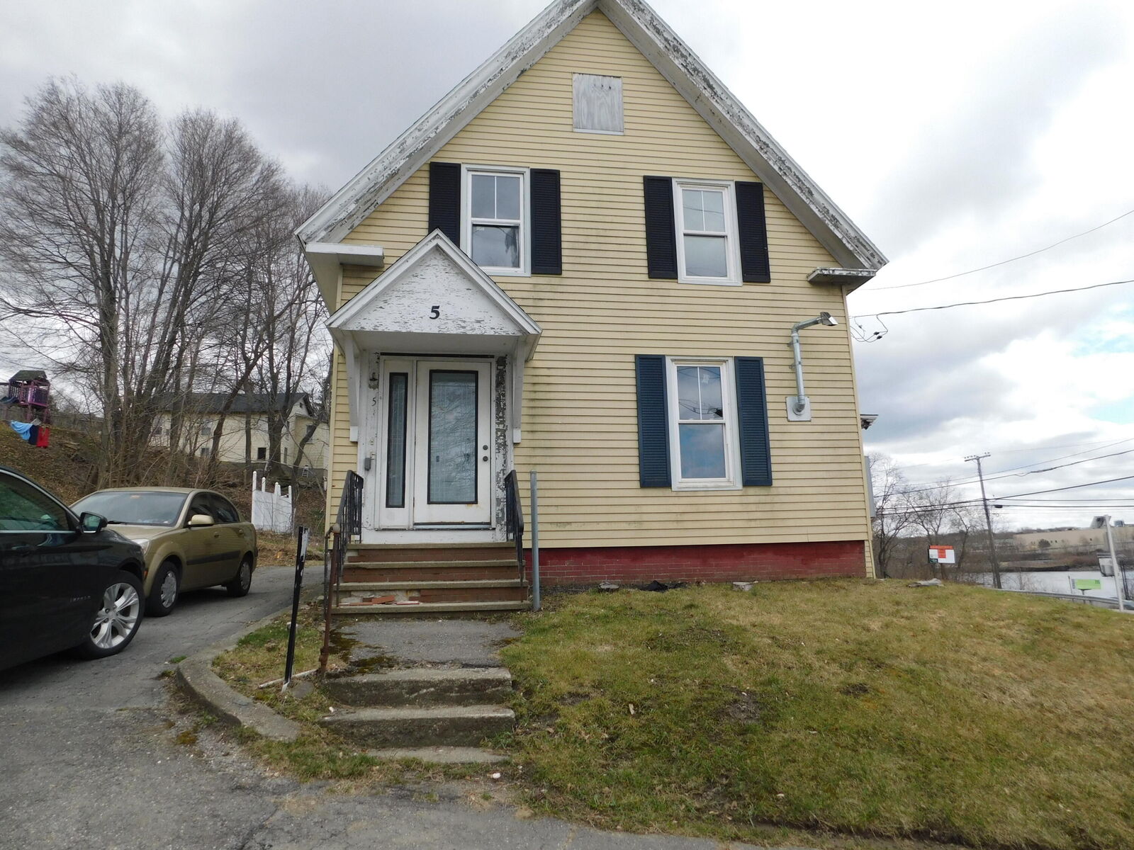 Property Photo:  5 Burr Street  ME 04412 