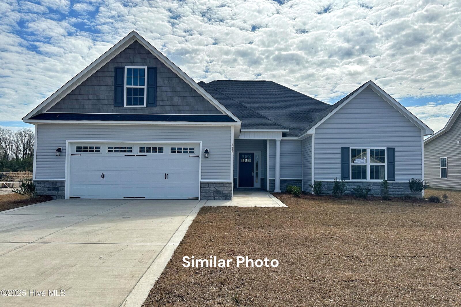 Property Photo:  607 Salty Marsh Lane  NC 28546 