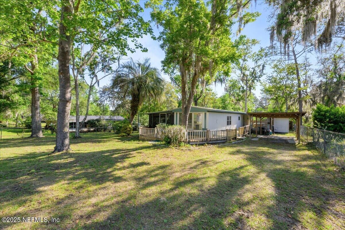 Property Photo:  208 High Ridge Road  FL 32189 