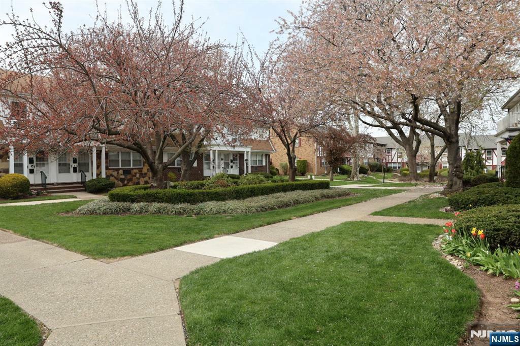 Property Photo: 25 River B10 NJ 07110