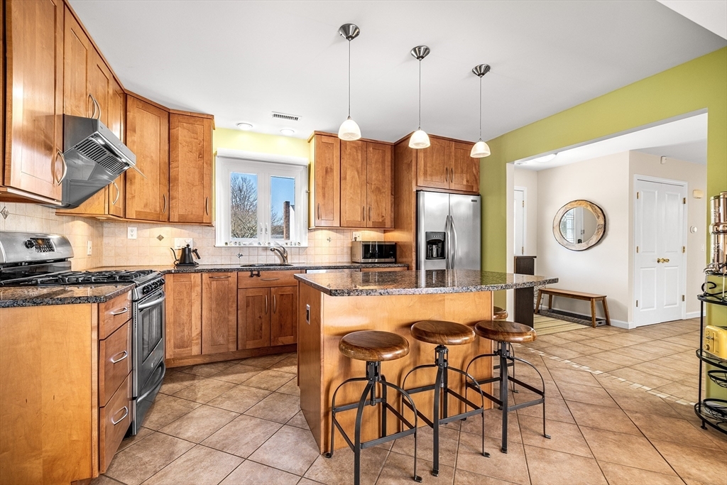 Property Photo: 411 Gulf Rd W MA 02748