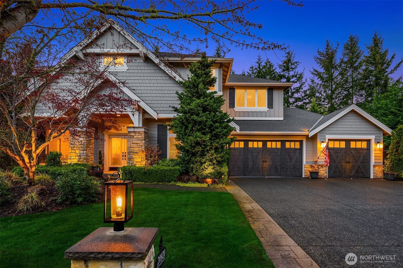 Property Photo:  20920 SE 8th Place  WA 98075 