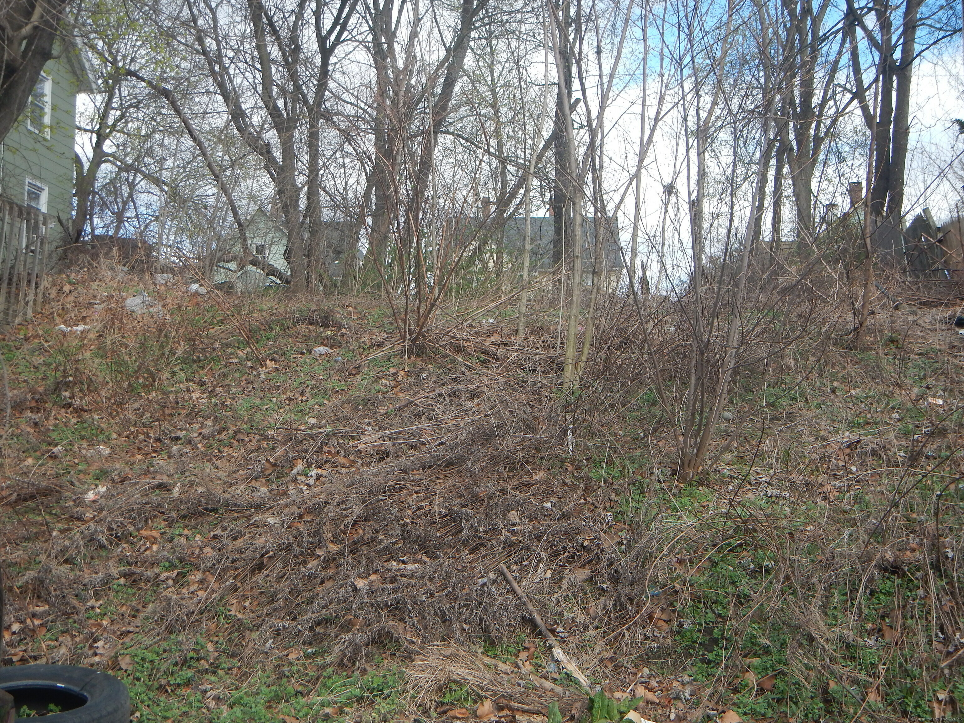 Property Photo: 105 Hawkins Street CT 06418