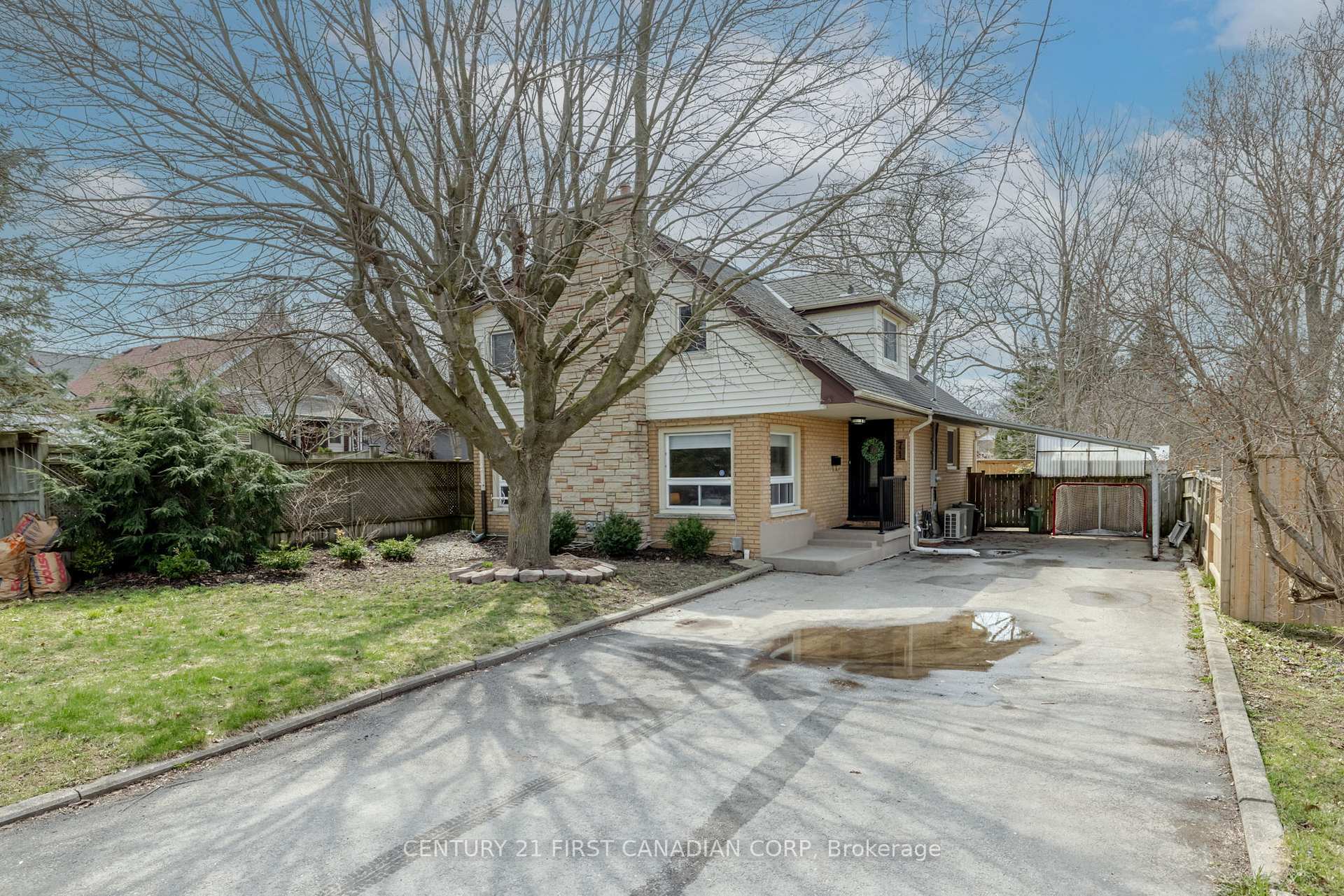 Photo de la propriété:  71 Belgrave Avenue  ON N6C 4B5 