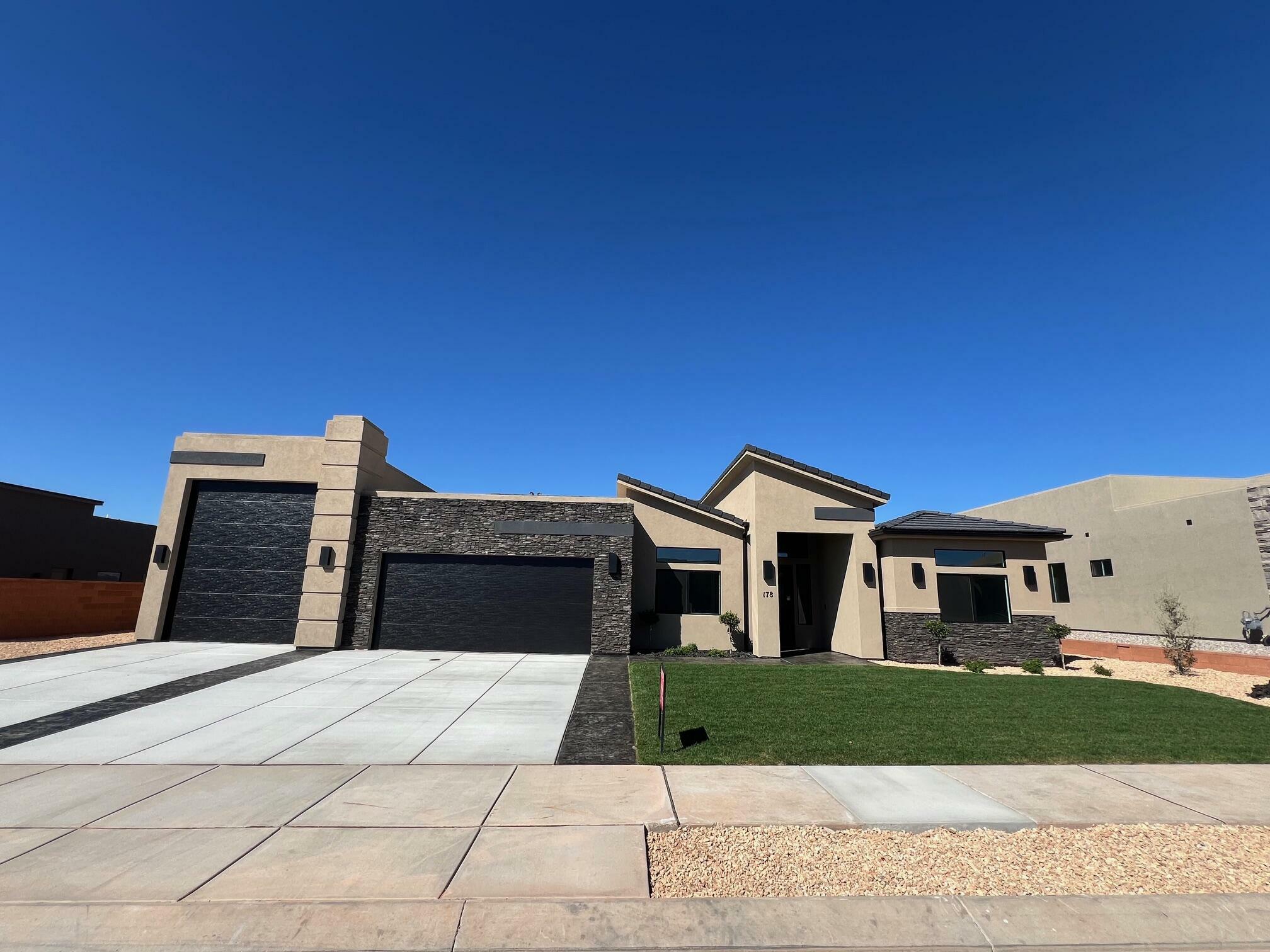 Property Photo: 178 S 700 W UT 84738