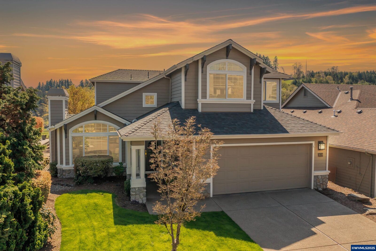 Property Photo:  574 Creekside Dr SE  OR 97306 