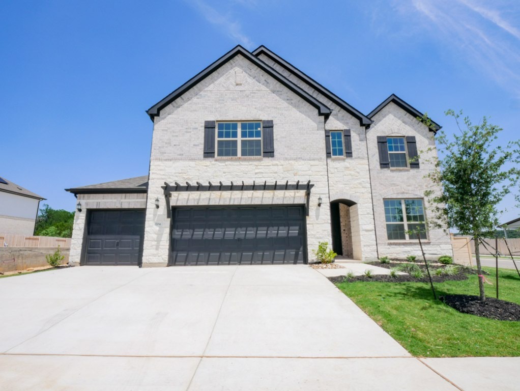 Property Photo: 1704 Pueblo Pass TX 78641