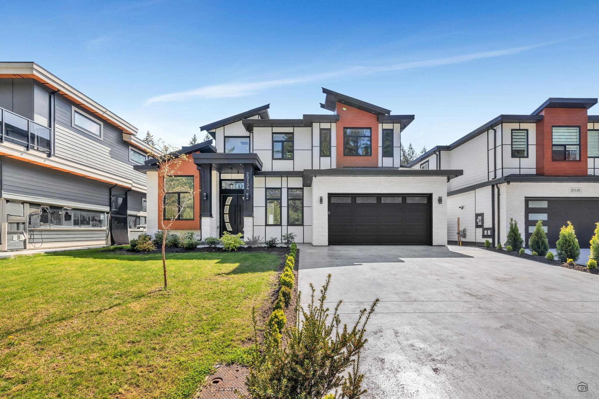 Photo de la propriété: 20134 27A Avenue BC V2Z 2B9