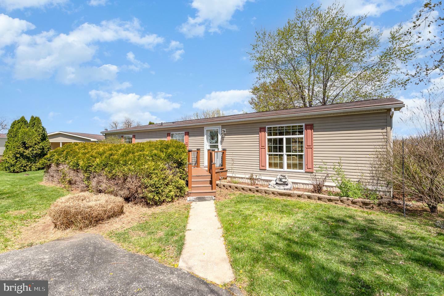 Property Photo: 4125 Leah Avenue PA 17315
