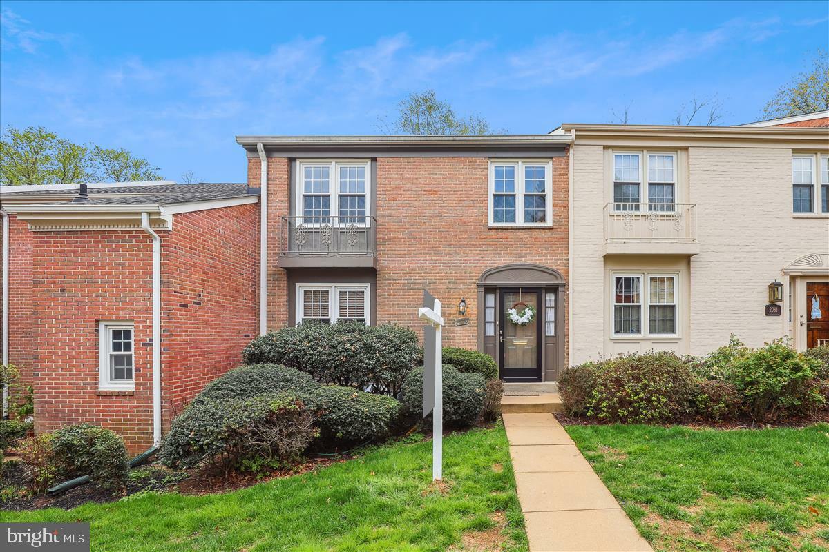 2079 Hopewood Drive  Falls Church VA 22043 photo