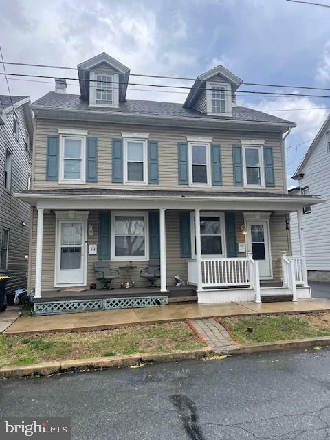 Property Photo: 117-119 N Robeson Street PA 19551
