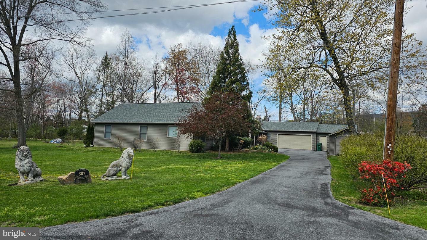 Property Photo: 307 Coldspring Road PA 17222