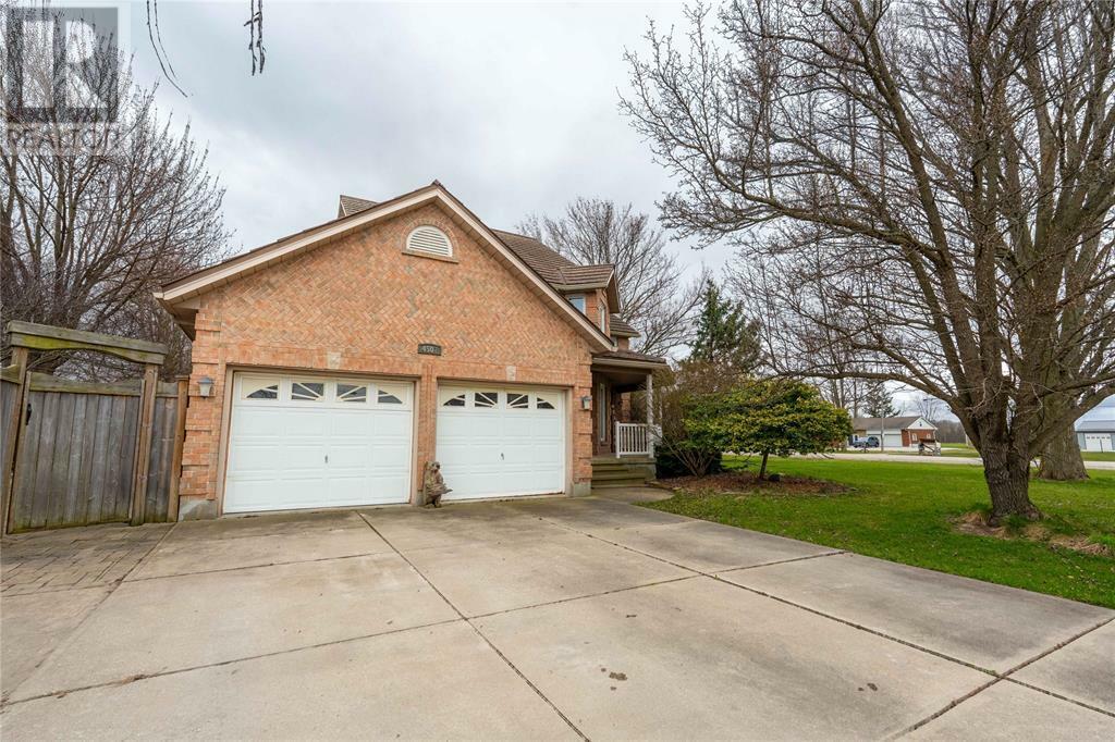 Property Photo: 4507 Thistle Street ON N0N 1N0