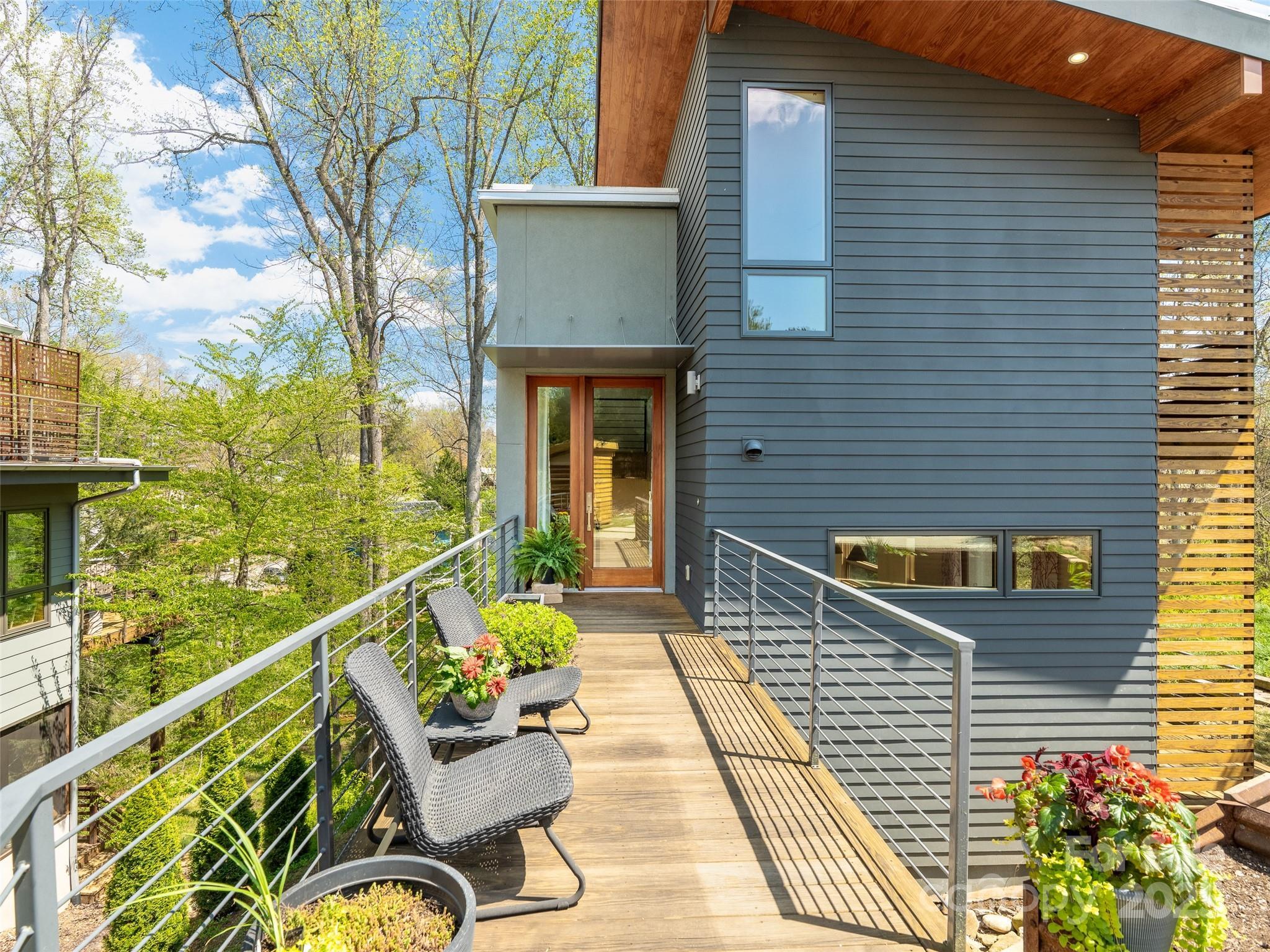 Property Photo: 51 Shelburne Woods Drive NC 28806