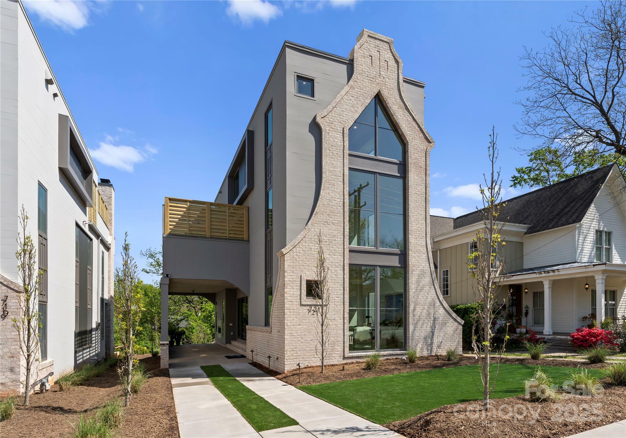 721 Charles Avenue  Charlotte NC 28205 photo