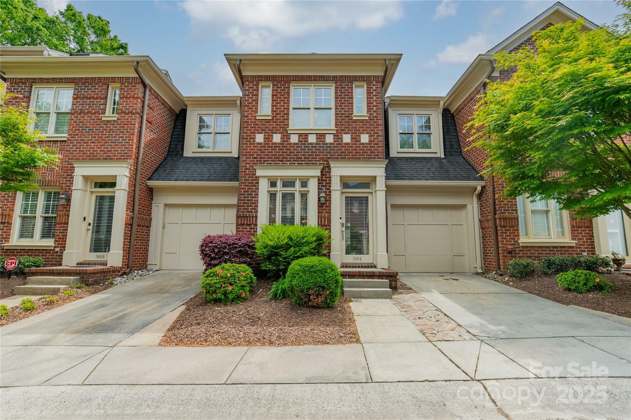 Property Photo: 984 Park Slope Drive NC 28209