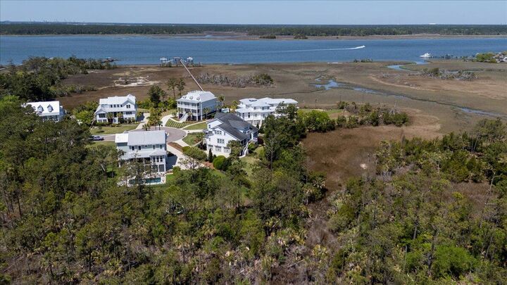 Property Photo: 1905 Lone Oak Point SC 29466