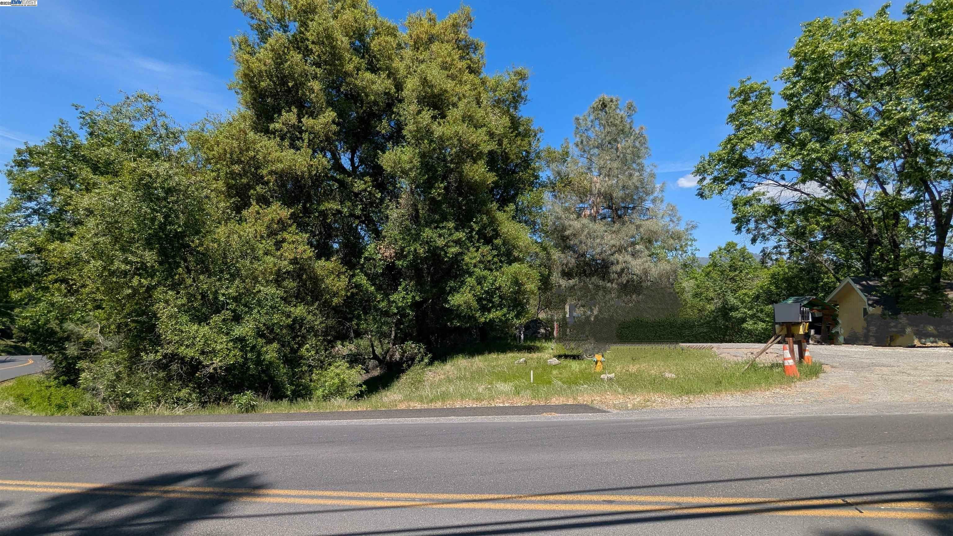 Property Photo: 21201 Crystal Falls Dr CA 95370