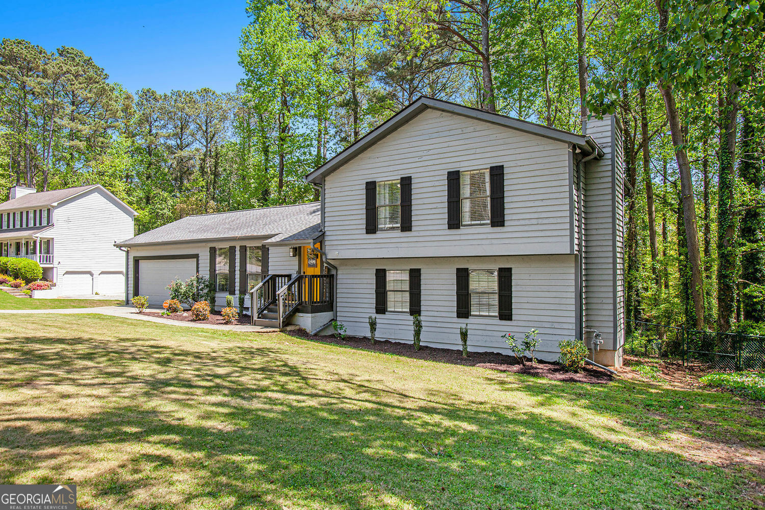 Property Photo: 2022 Ramblewood Court NE GA 30062