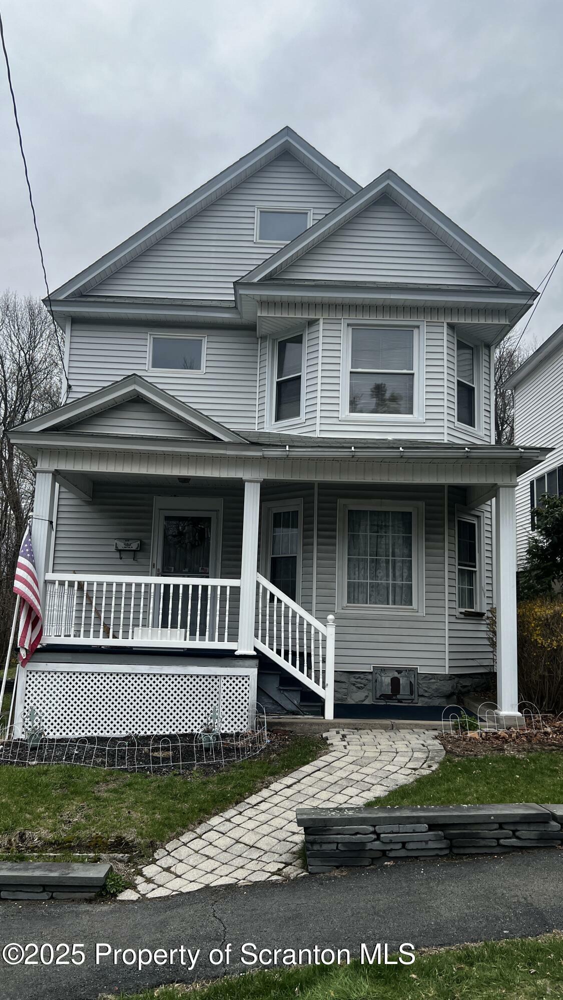 169 Lincoln Avenue  Carbondale PA 18407 photo