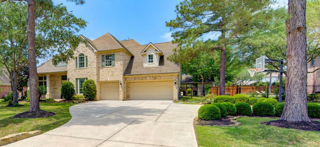 Property Photo: 6 Laxey Glen Drive TX 77379