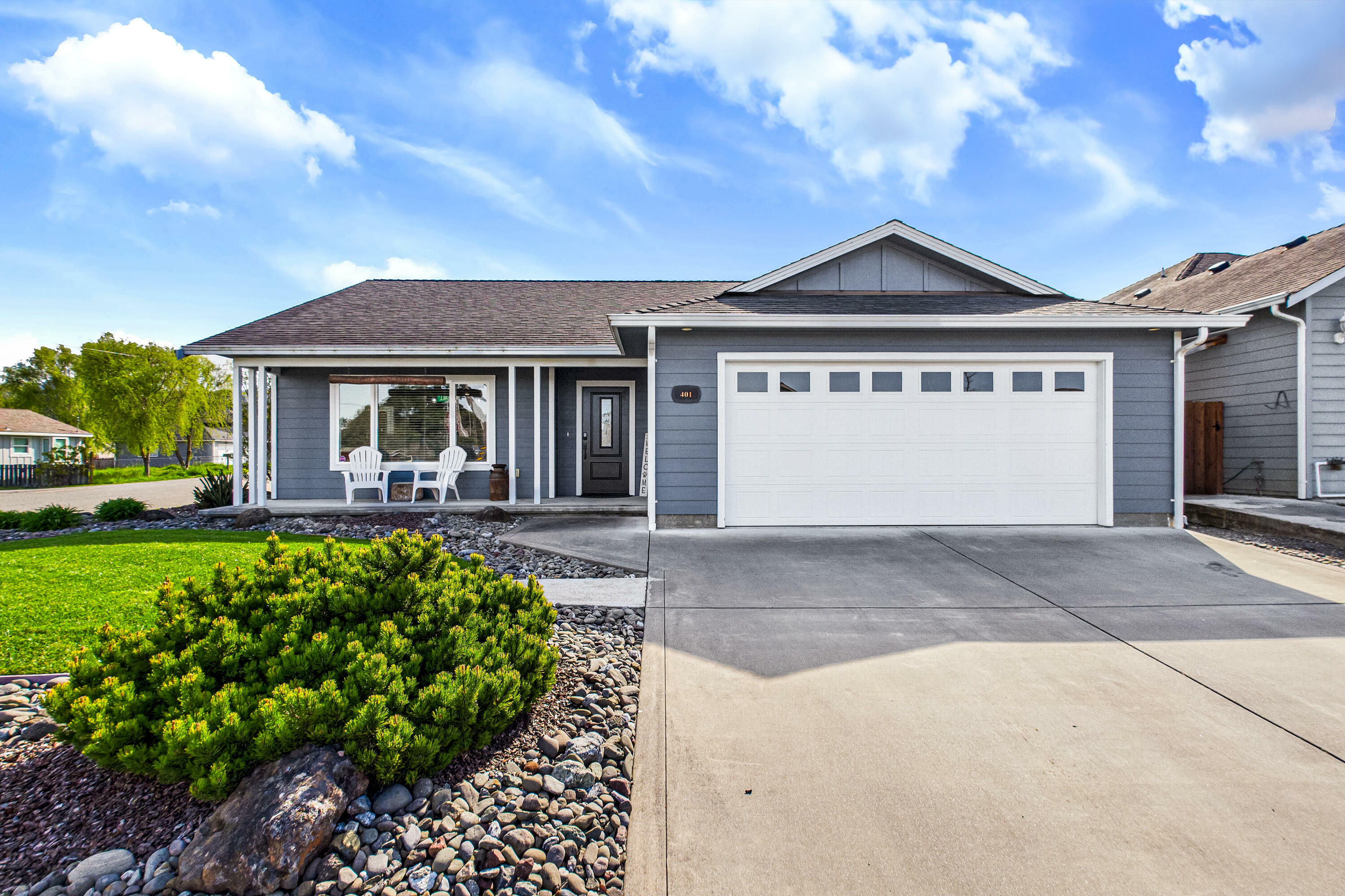 Property Photo: 401 Kendall Court CA 95540