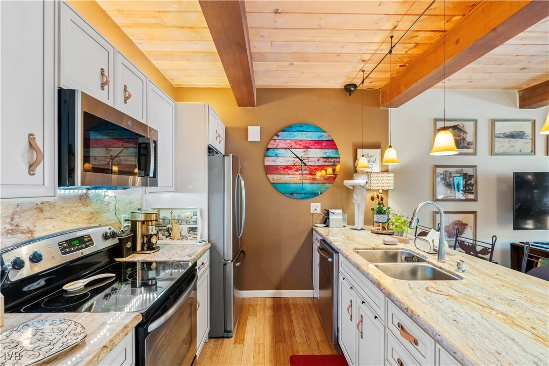 Property Photo: 989 Tahoe Boulevard 5 NV 89451