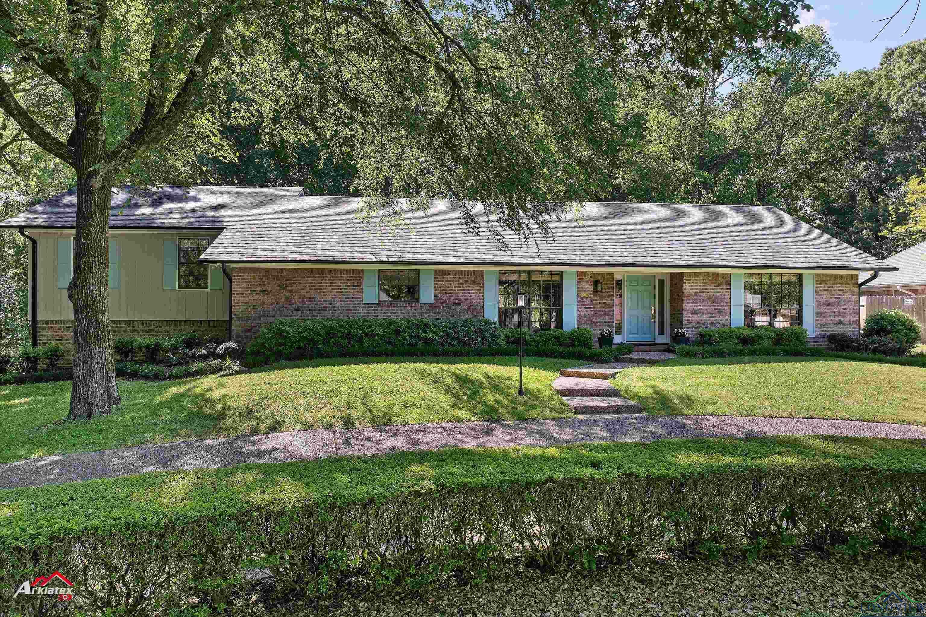 Property Photo: 403 Yates TX 75672