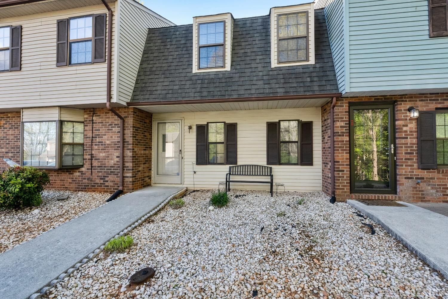 Property Photo:  32 Beacon Ct.  VA 24502 