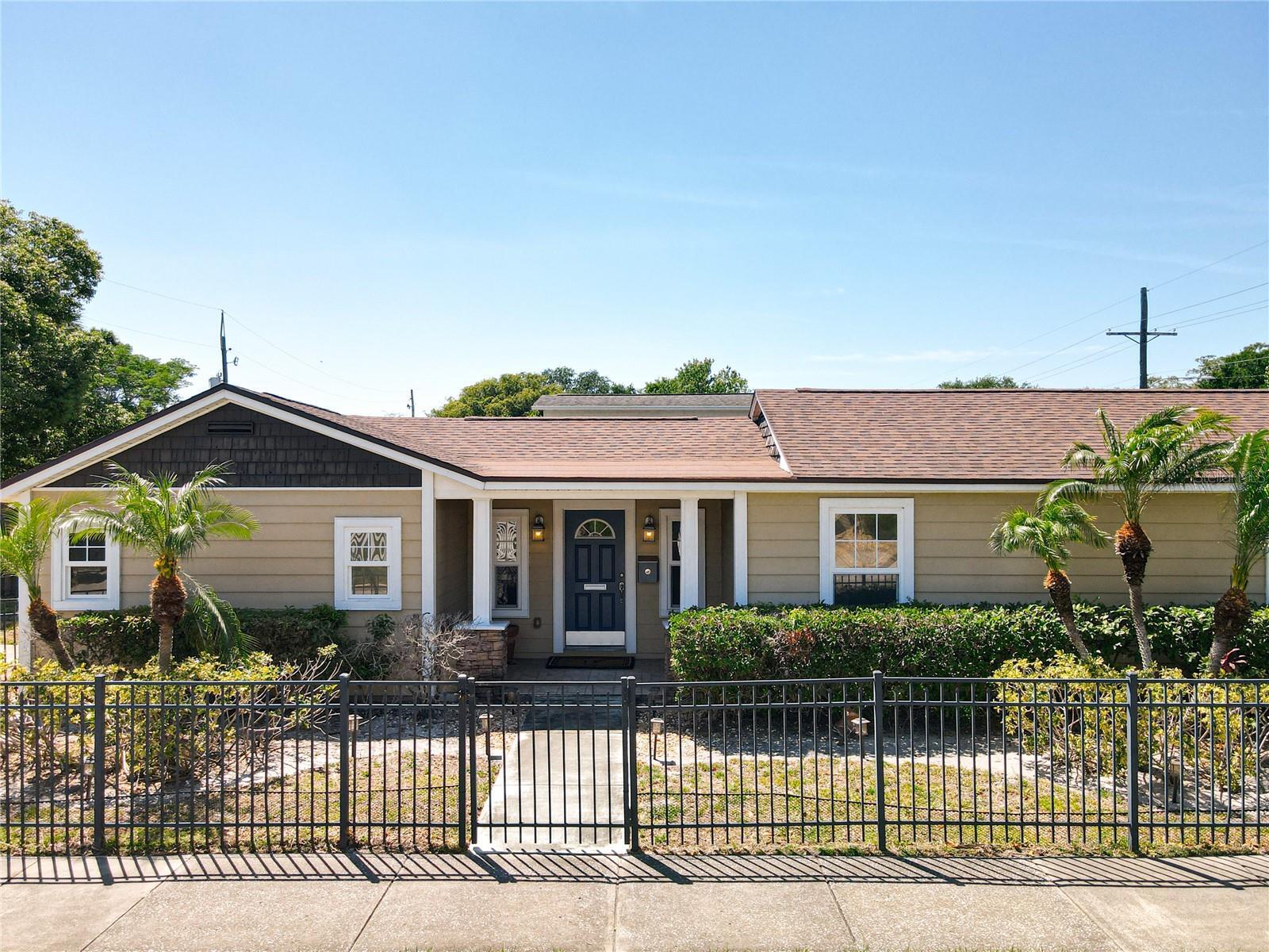 Property Photo: 1122 Vassar Street FL 32804