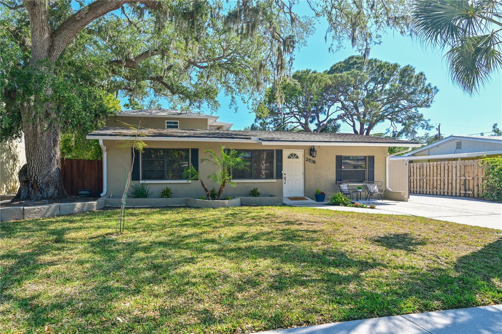 Property Photo: 2538 Floyd Street FL 34239