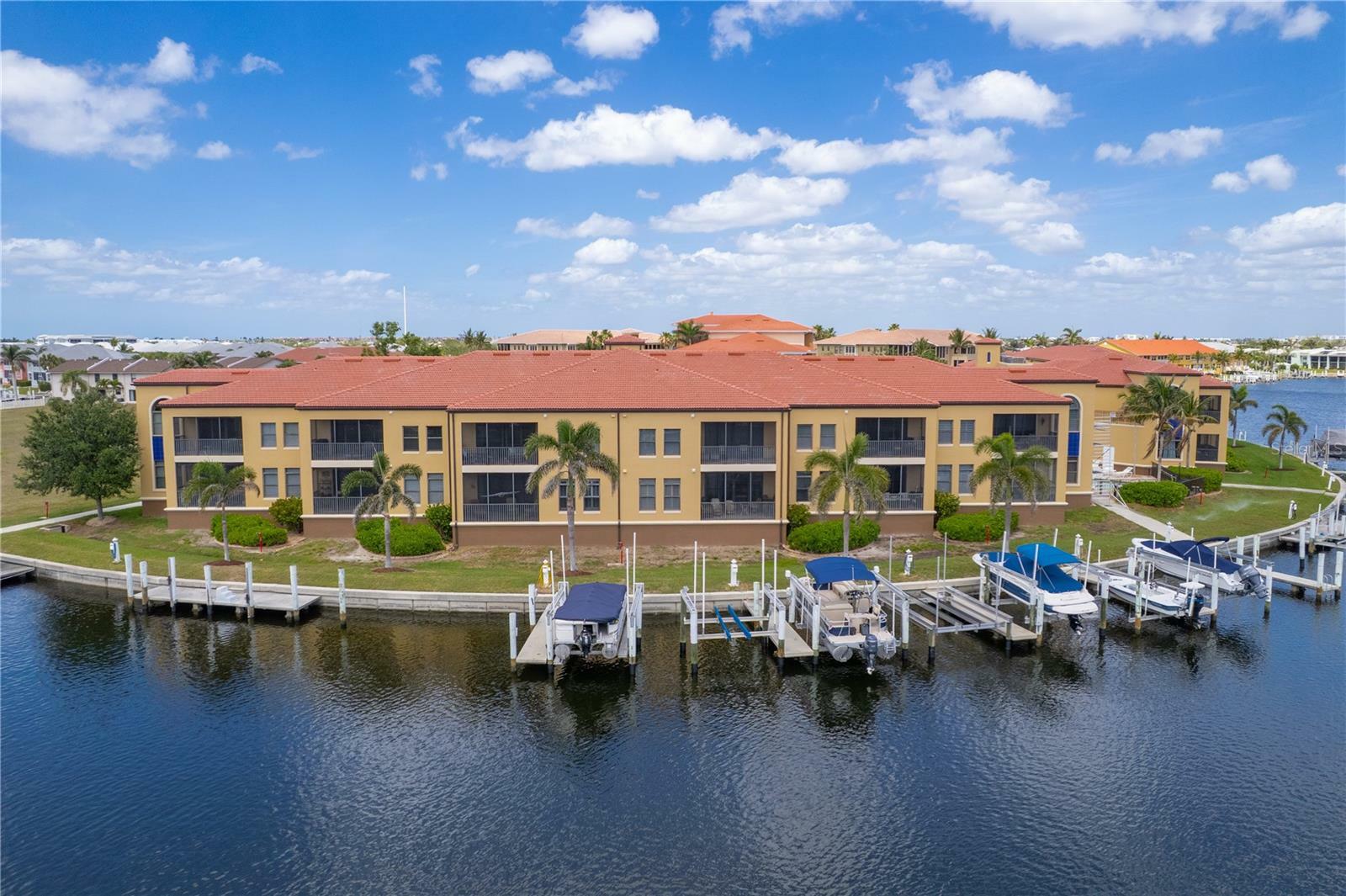 Property Photo: 3334 Purple Martin Drive 214 FL 33950