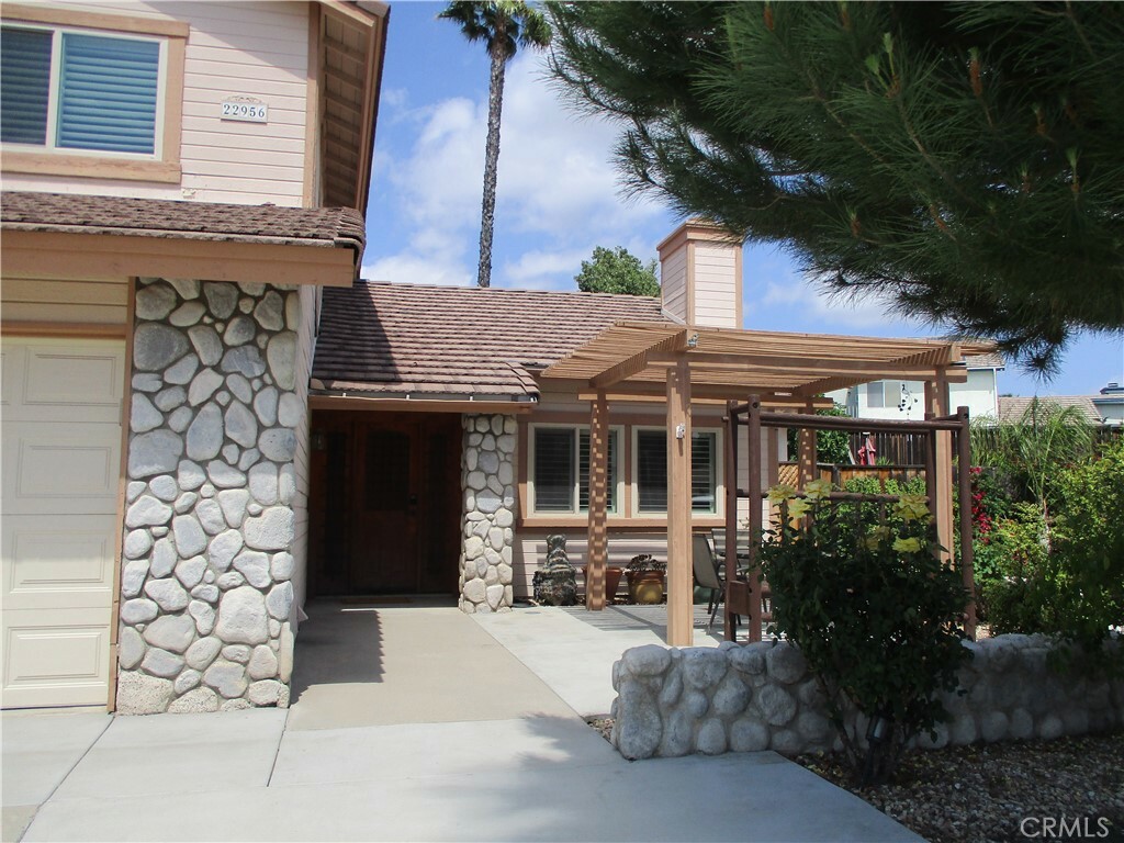 Property Photo: 22956 Akwo Circle CA 92595