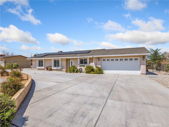 Property Photo: 18890 Madrone Street CA 92345