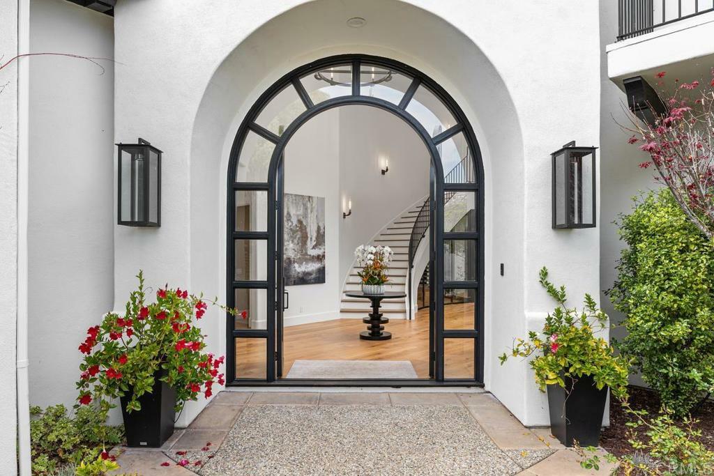 Property Photo: 5810 Meadows Del Mar CA 92130