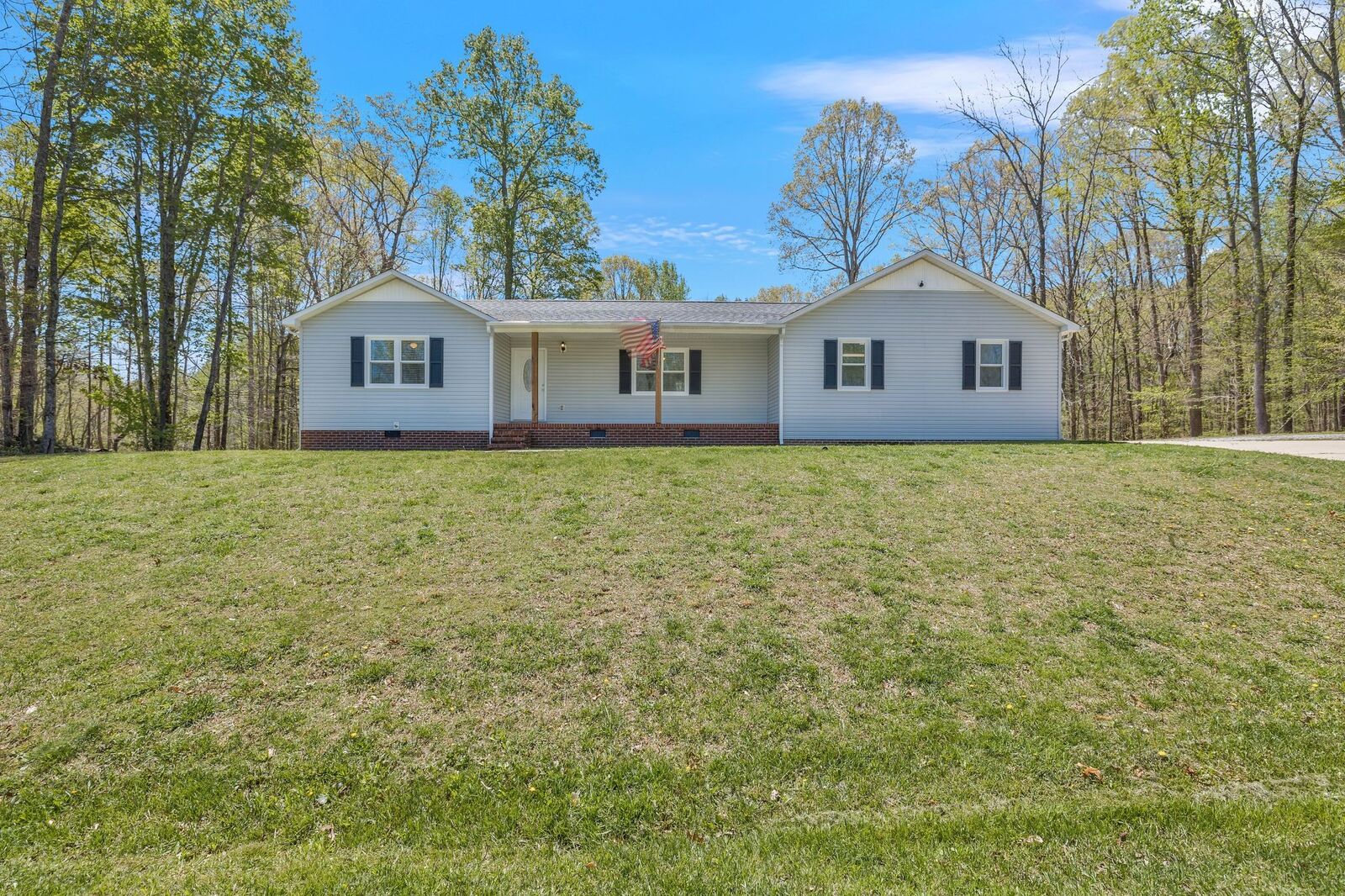Property Photo:  300 Caldwell Dr  TN 37330 