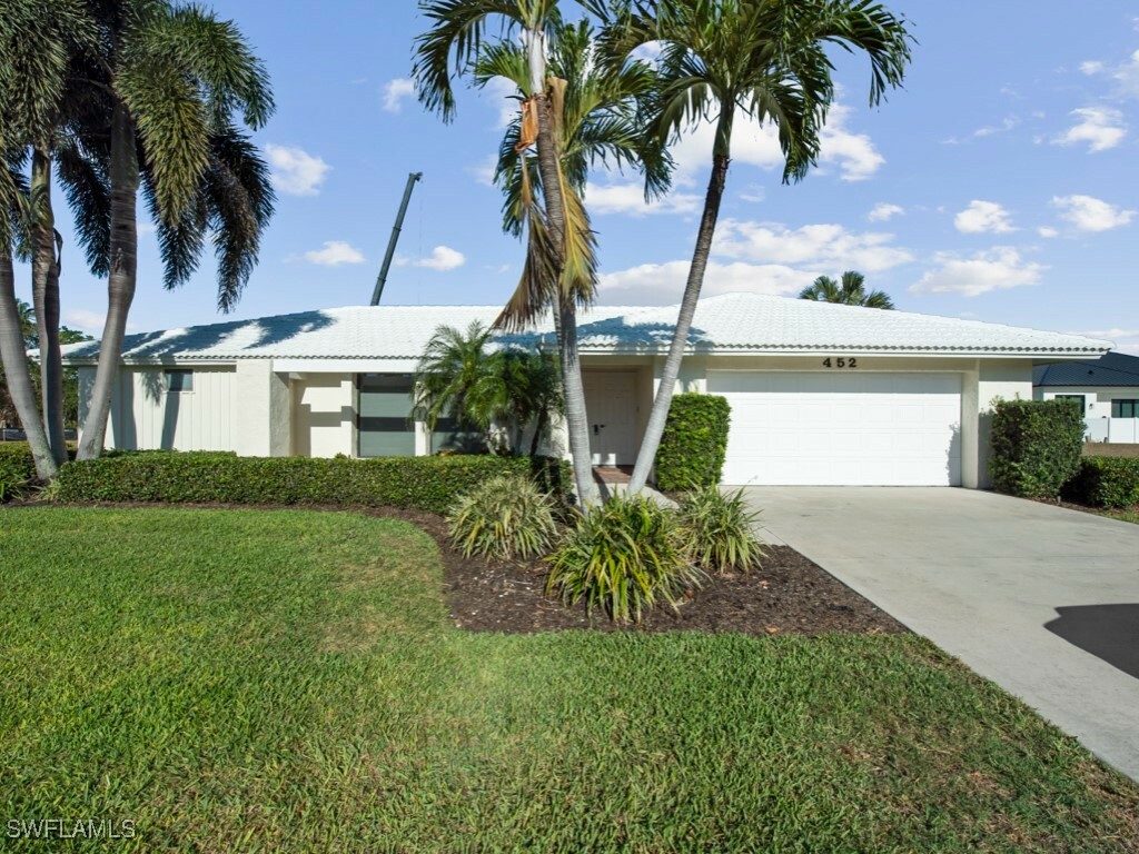 452 N Collier Boulevard  Marco Island FL 34145 photo