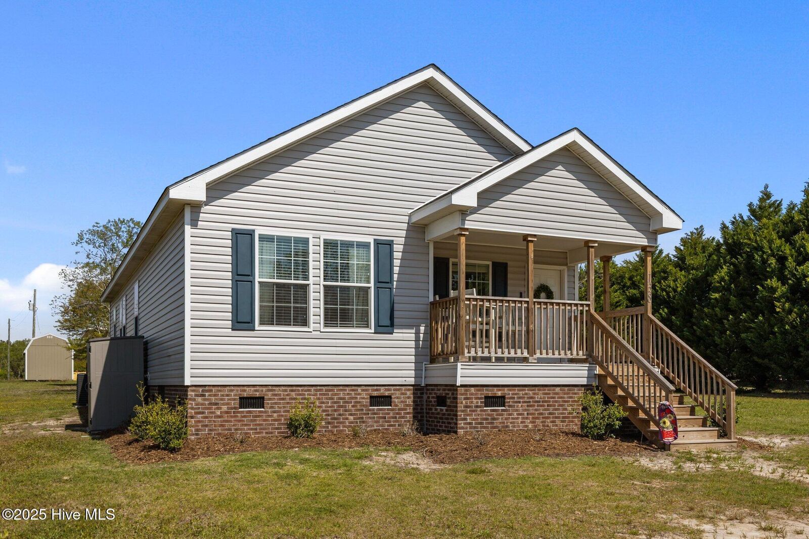 Property Photo:  138 Heron Cove Road  NC 28443 