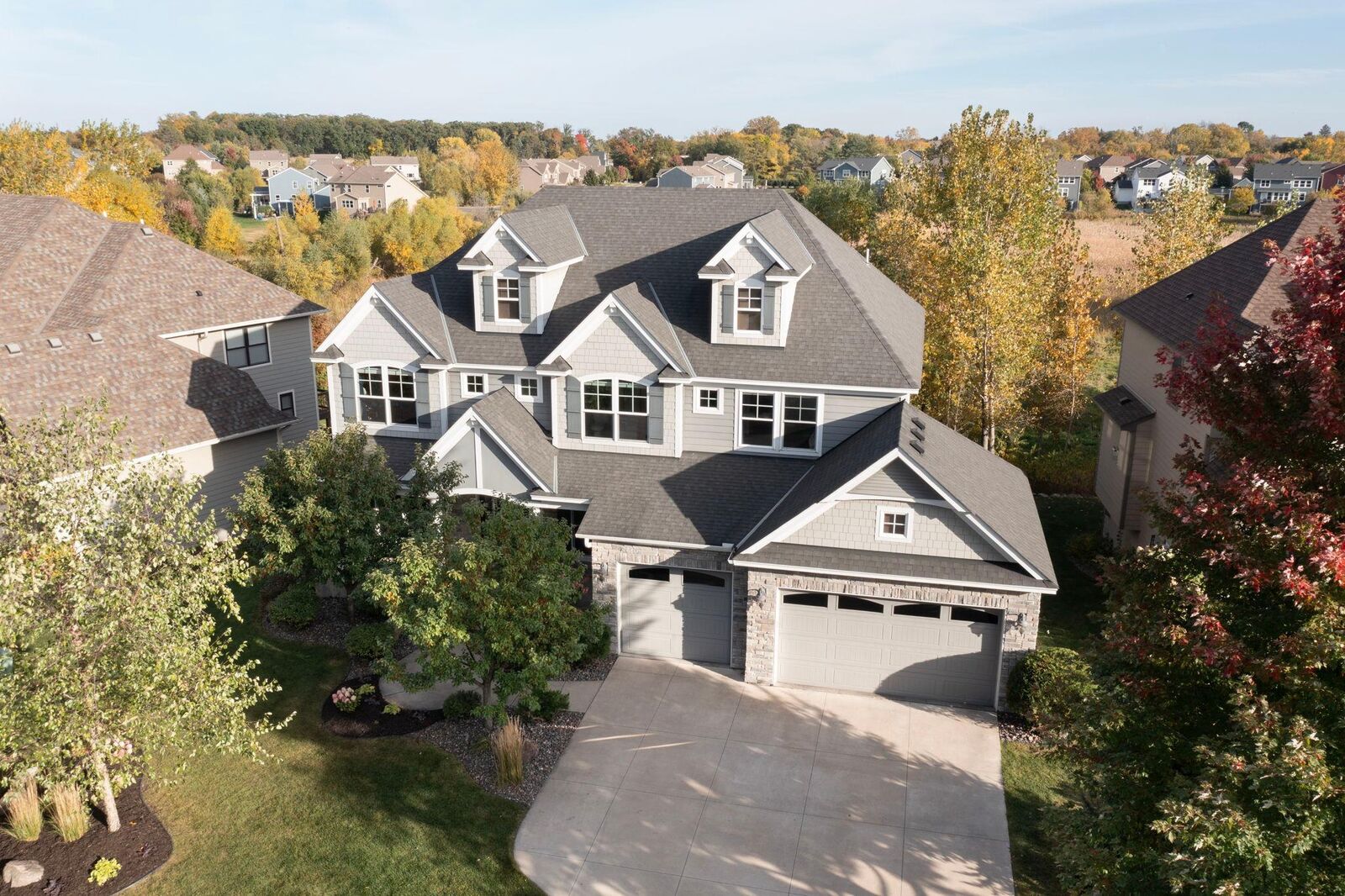 Property Photo: 16315 54th Avenue N MN 55446